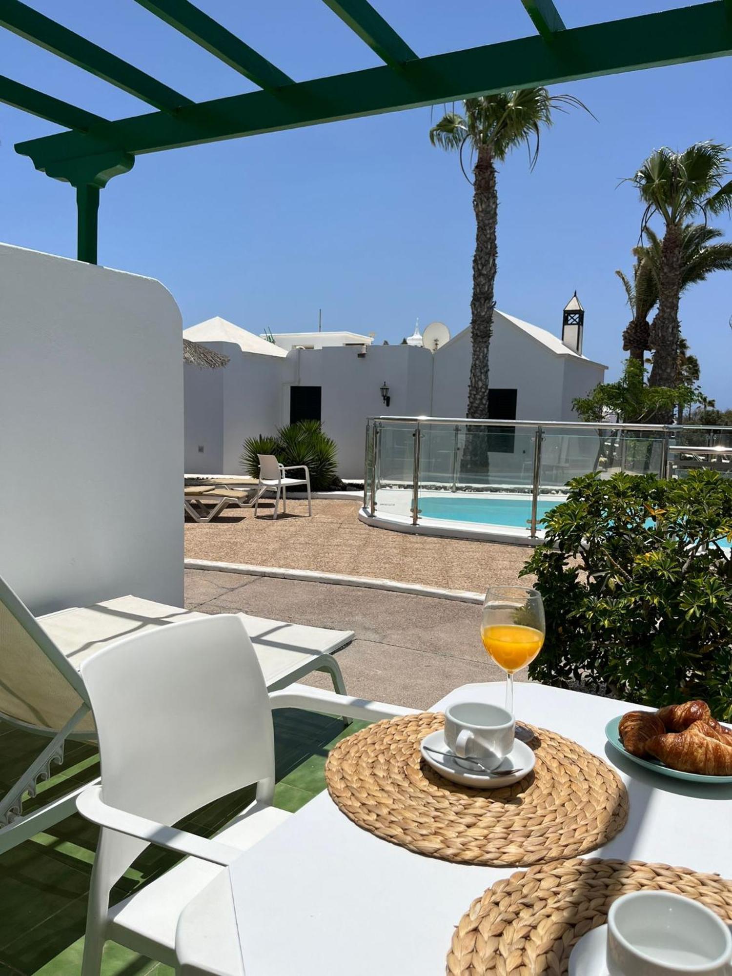 Bungalow Retama Tías Kültér fotó